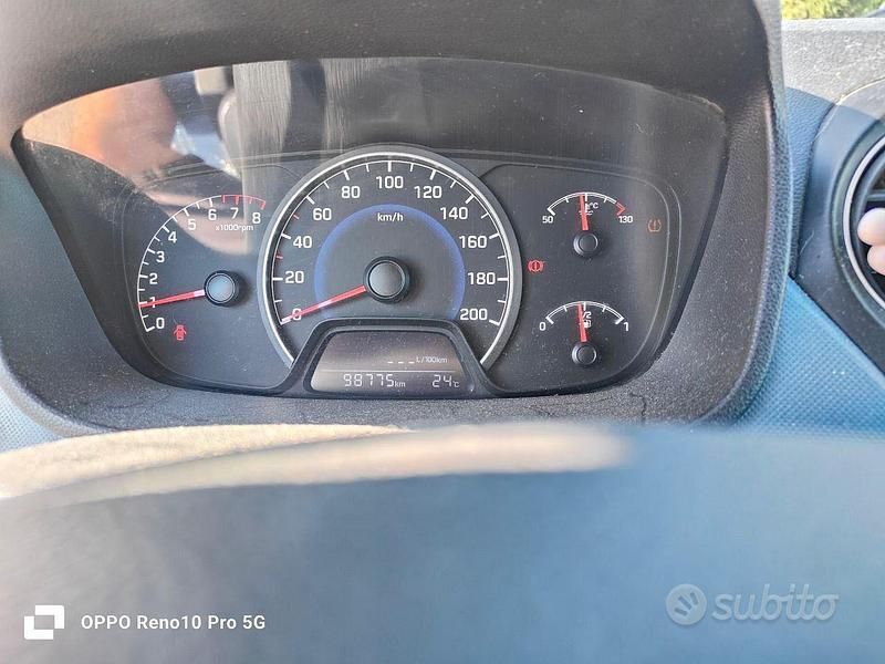 Usata Hyundai i10 Edition 66 CV (48 kW) 2016 Blu/azzurro Utilitaria