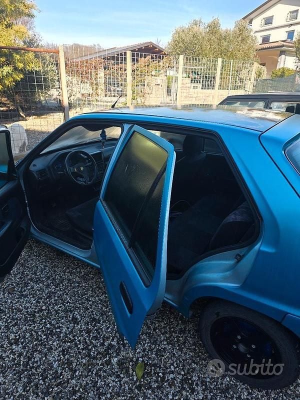 Usata Peugeot 106 60 CV (44 kW) 2001 Utilitaria