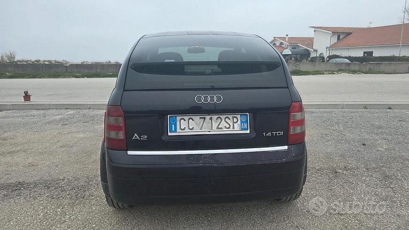 Gebraucht Audi A2 75 PS (55 kW) 2002 Blau Kleinwagen