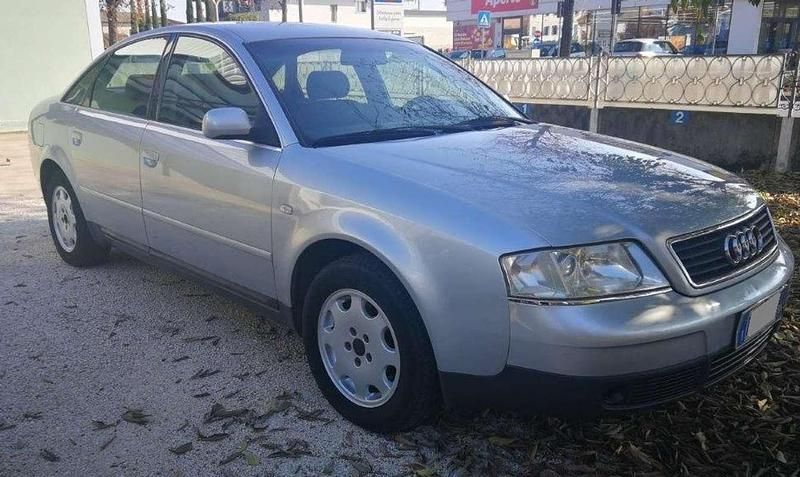 Usata Audi A6 150 CV (110 kW) 1999 Argento Berlina