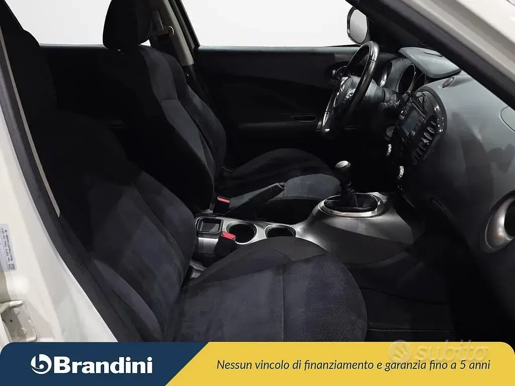 Usata Nissan Juke Tekna 110 CV (80 kW) 2013 Bianco SUV