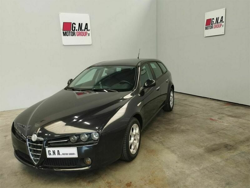 Venduto Alfa Romeo 159 1.9 JTDm 16V S. auto usate in vendita Venduto Alfa Romeo 159 1.9 JTDm 16V S. auto usate in vendita