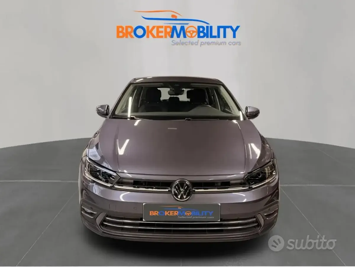 Usata VW Polo Style 95 CV (69 kW) 2023 Gray Utilitaria