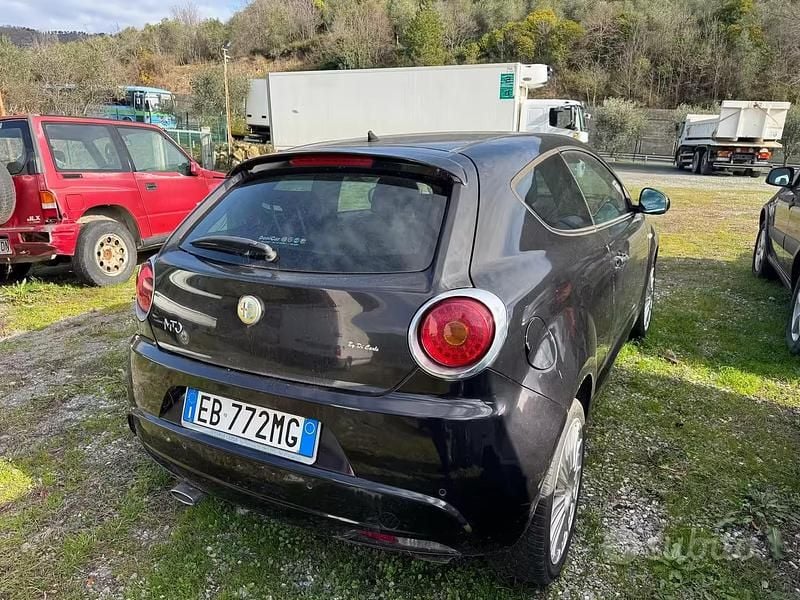 Usata Alfa Romeo MiTo Distinctive 120 CV (88 kW) 2010 Nero Utilitaria