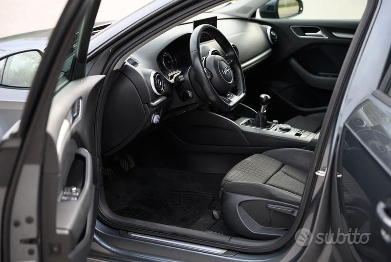 Brugt Audi A3 Ambiente 77 HK (56 kW) 2014 Grå Sedan
