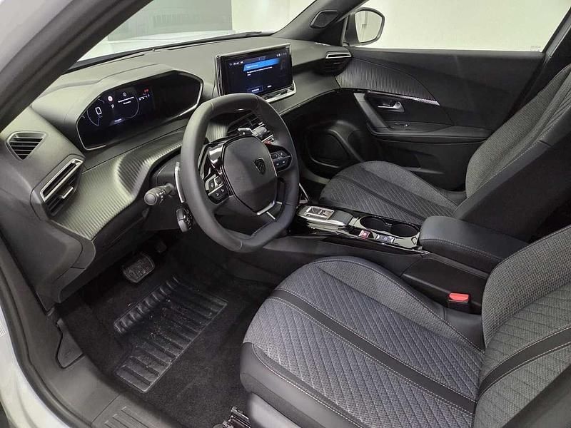 Usata Peugeot 2008 Allure 131 CV (96 kW) 2025 Okenite SUV