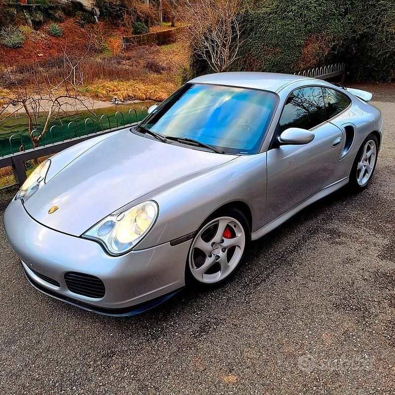 Usata Porsche 996 420 CV (308 kW) 2000 Grigio Coupé