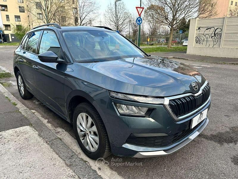 Usata Skoda Kamiq Ambition 110 CV (80 kW) 2021 Grigio quarzo SUV