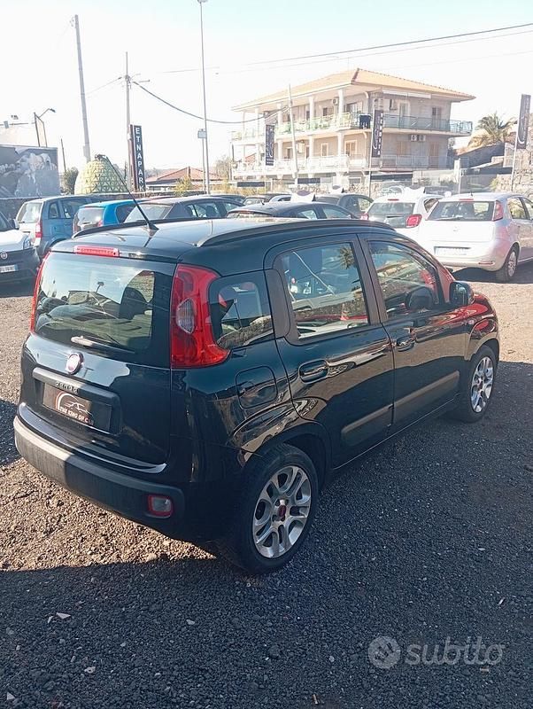 Usata Fiat Panda Lounge 69 CV (50 kW) 2016 Nero Berlina
