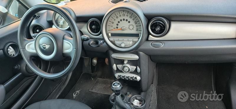 Usata Mini Cooper Coupé 120 CV (88 kW) 2007 Nero Coupé