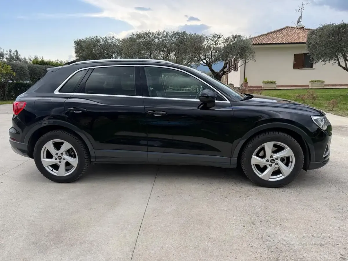 Usata Audi Q3 Premium 150 CV (110 kW) 2021 Nero SUV