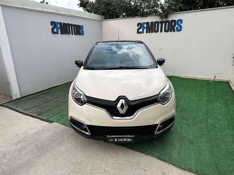 Usata Renault Captur 90 CV (66 kW) 2014 Beige SUV