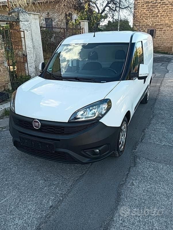 Usata Fiat Doblò 2019 Bianco Monovolume