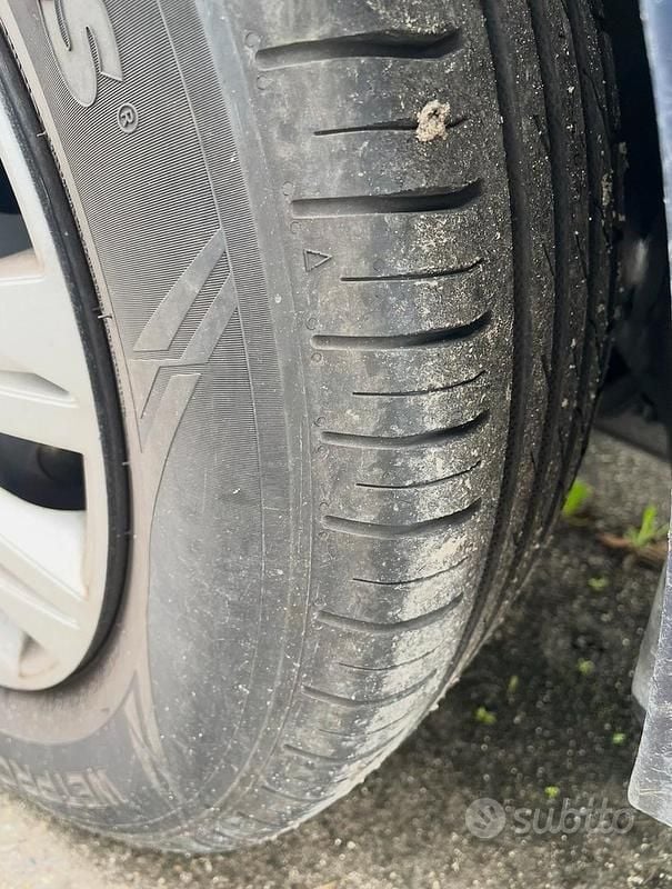 Usata Lancia Lybra 116 CV (85 kW) 2003 Blu Station wagon