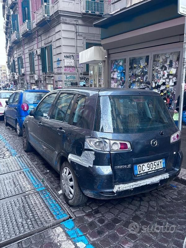 Usata Mazda 2 68 CV (50 kW) 2006 Grigio Berlina