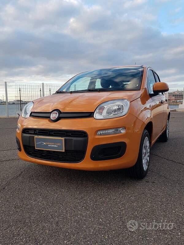 Usata Fiat Panda Easy 69 CV (50 kW) 2020 Nessuno(met.) Utilitaria