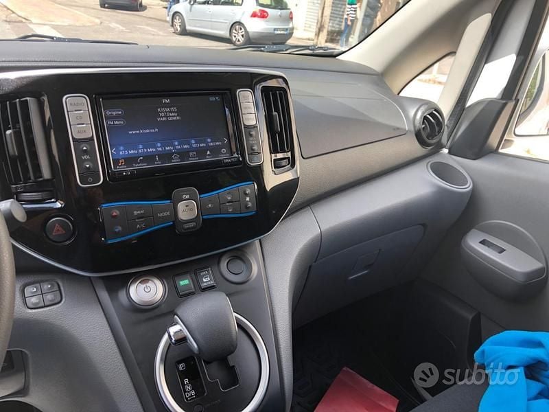 Usata Nissan e-NV200 80 kW (109 CV) 2018 Bianco Monovolume