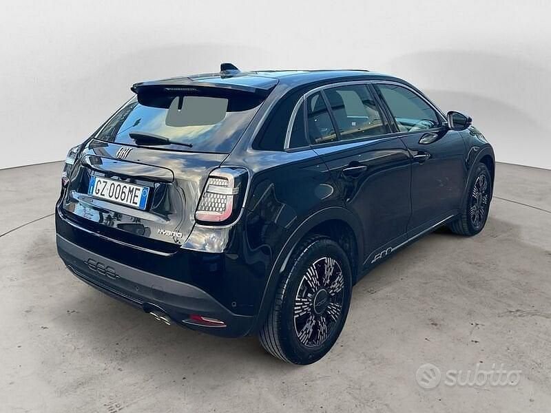 Usata Fiat 600 Pop 145 CV (106 kW) 2025 Nero SUV