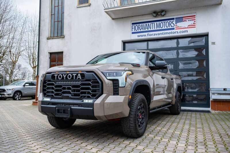 Marrone Nuova 2025 Toyota Tundra Limited Pick-up | 98.360 € - Immagine 1/4