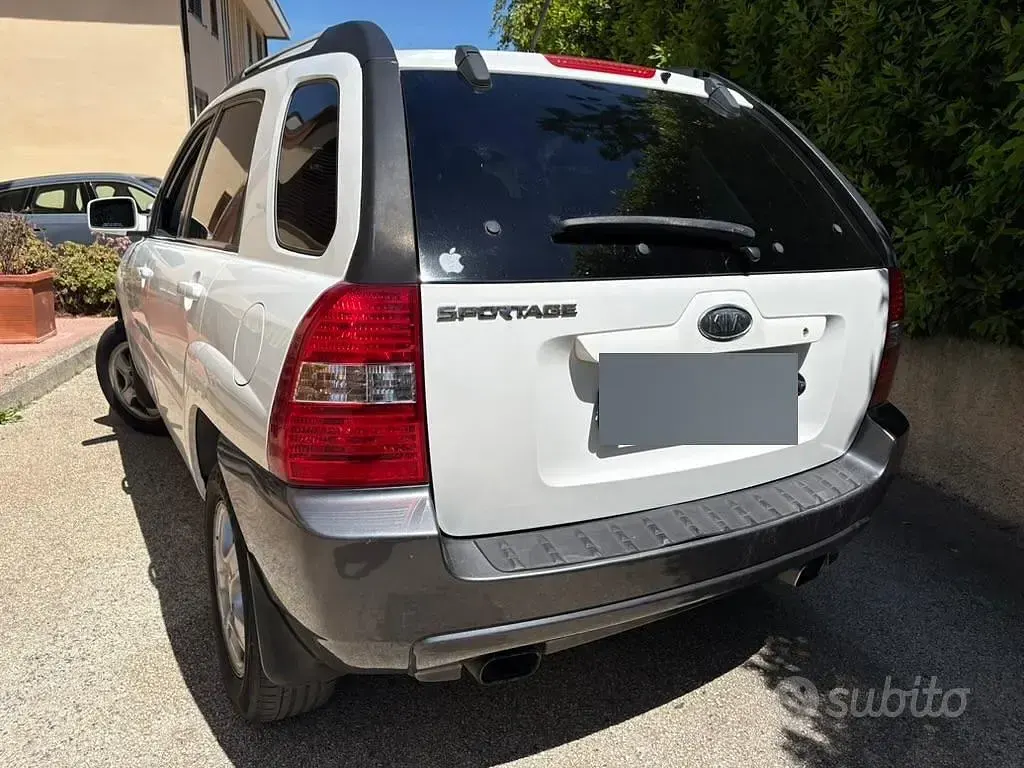 Usata Kia Sportage 112 CV (82 kW) 2005 Bianco SUV