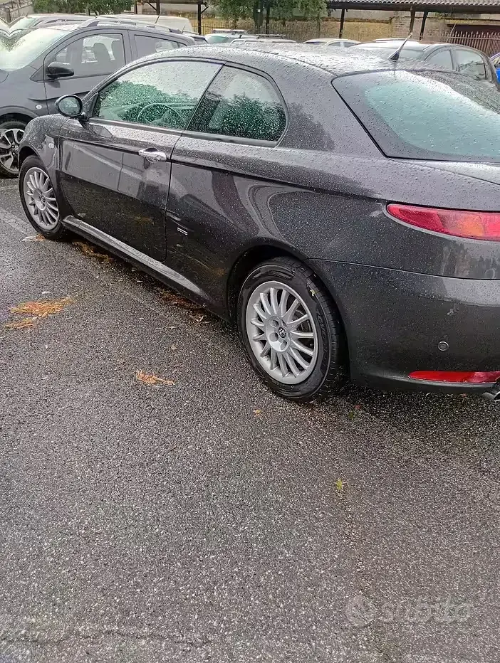 Usata Alfa Romeo GT 166 CV (122 kW) 2005 Coupé