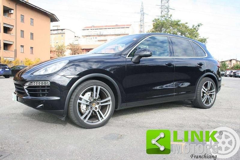 Nero Usata 2010 Porsche Cayenne SUV | 16.000 € (Buon prezzo) - Immagine 1/4