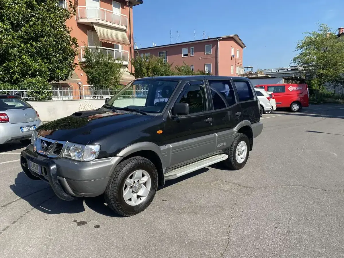 Usata Nissan Terrano 154 CV (113 kW) 2002 Nero SUV