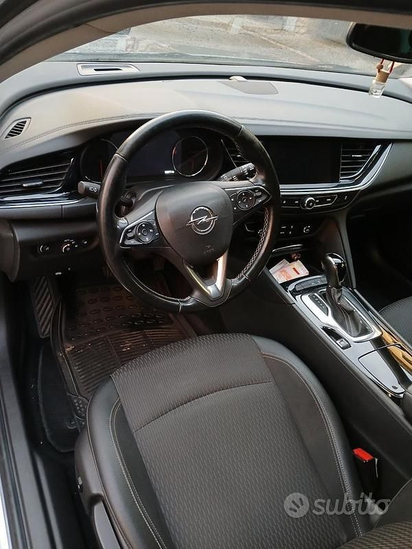 Usata Opel Insignia 136 CV (100 kW) 2018 Grigio Station wagon