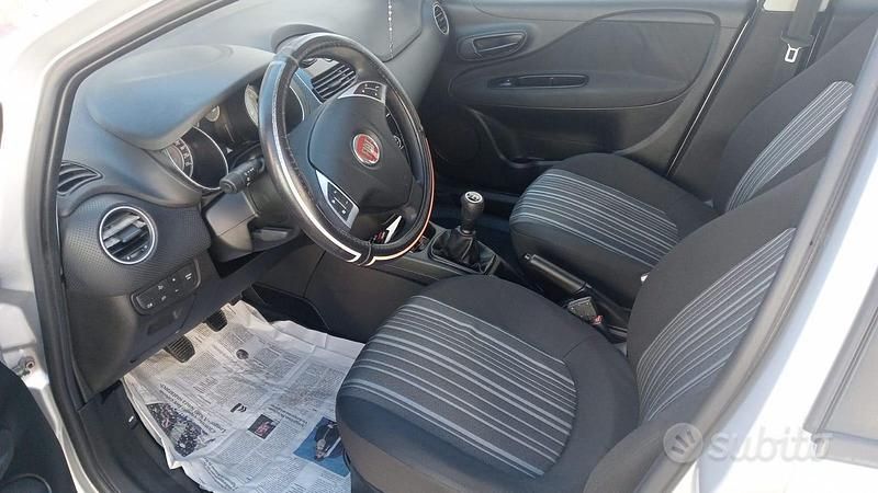 Usata Fiat Punto Evo 75 CV (55 kW) 2011 Grigio Utilitaria