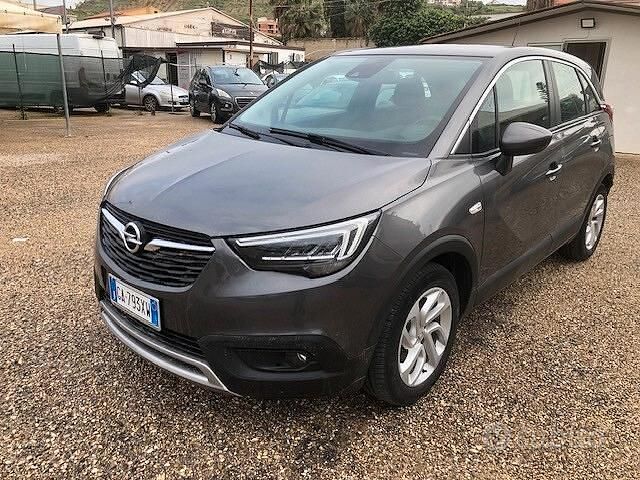 Usata Opel Crossland X 102 CV (75 kW) 2020 Grigio SUV