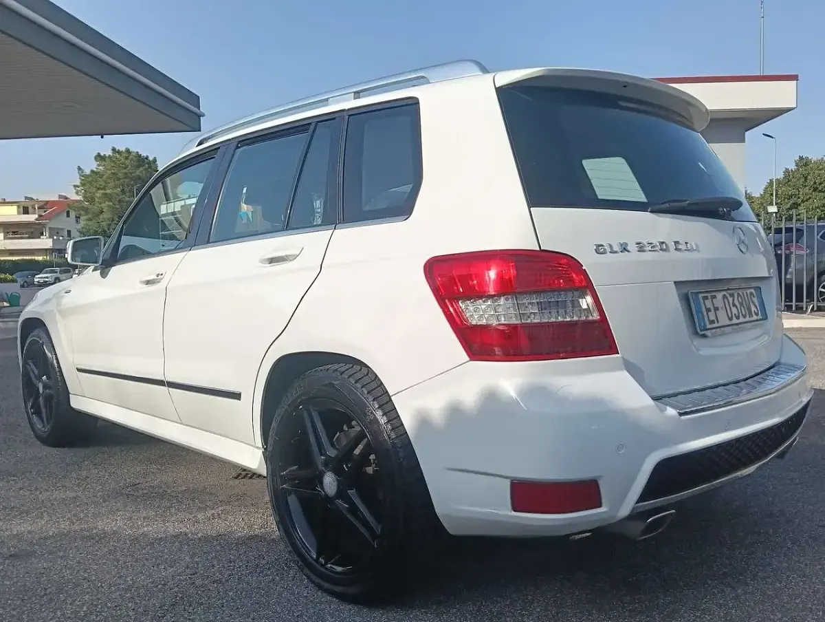 Usata Mercedes GLK220 170 CV (125 kW) 2010 Bianco SUV
