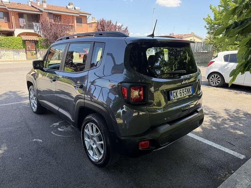 Begagnad Jeep Renegade Limited 190 HK (139 kW) 2022 SUV