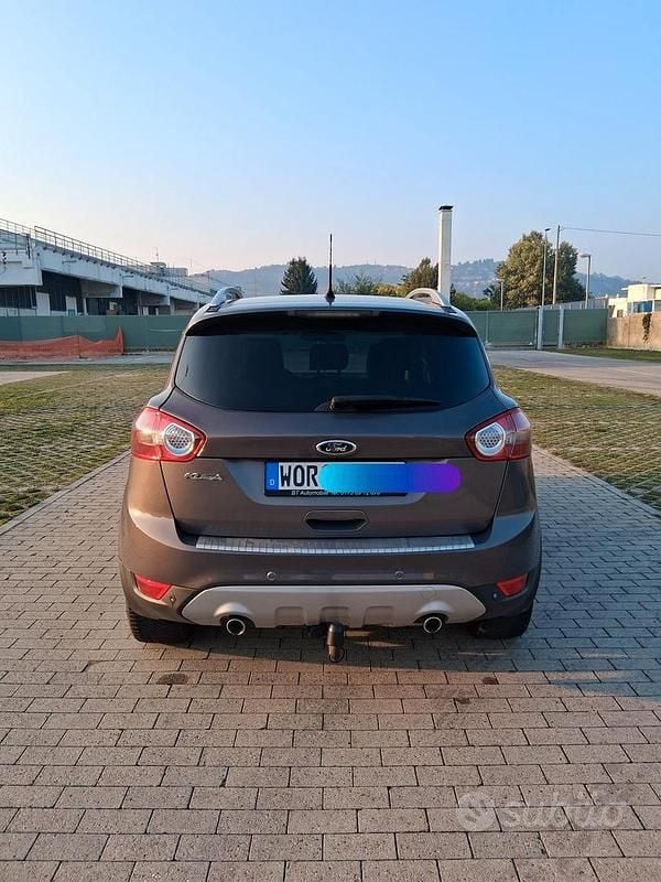 Usata Ford Kuga 160 CV (117 kW) 2011 SUV