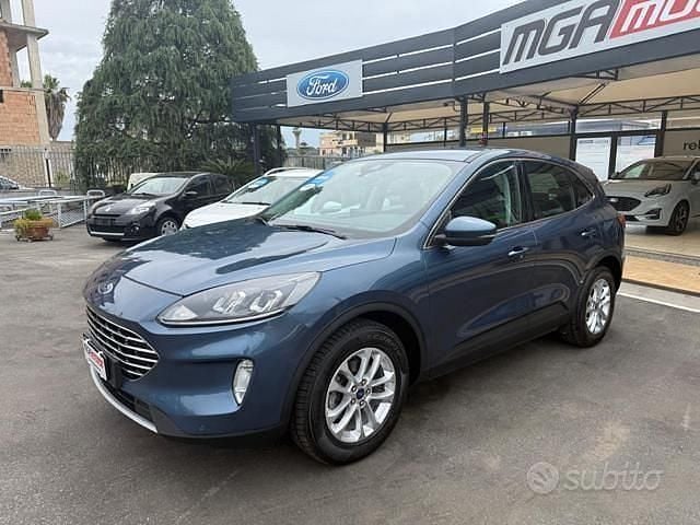 Grigio scuro metallizzato Usata 2020 Ford Kuga Business Edition SUV | 17.790 € (Buon prezzo) - Immagine 1/4