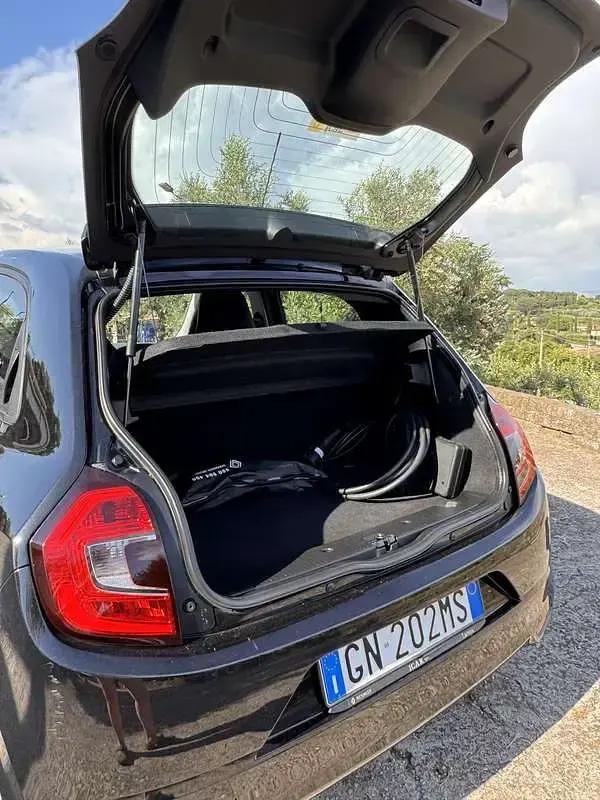 Usata Renault Twingo Equilibre 30 kW (42 CV) 2023 Nero Utilitaria