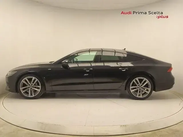 Usata Audi A7 Sportback Business Plus 204 CV (150 kW) 2022 Nero mythos metallizzato Utilitaria