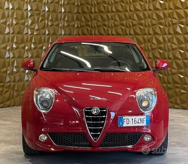 Usata Alfa Romeo MiTo Distinctive 79 CV (58 kW) 2016 Rosso Utilitaria