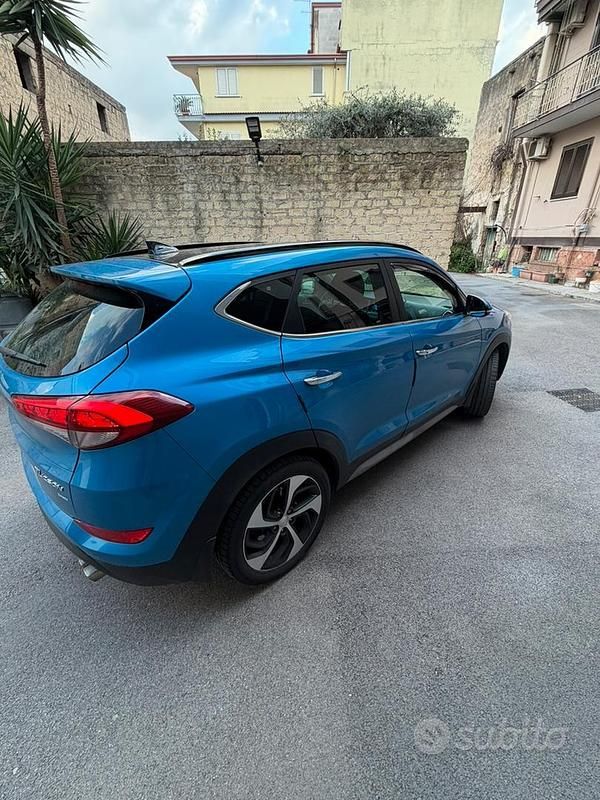 Usata Hyundai Tucson 141 CV (103 kW) 2017 Blu/azzurro SUV