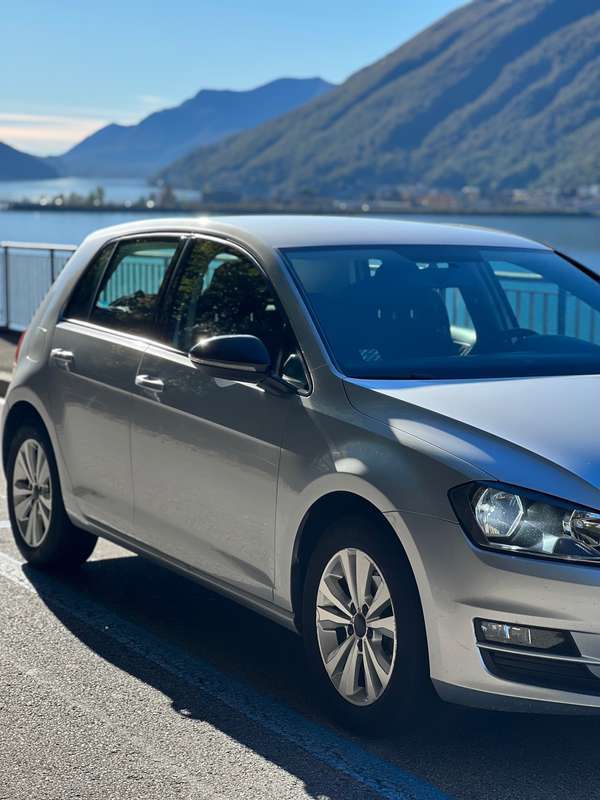 Usato 2015 VW Golf 1.6 Diesel 110 CV (8.600 €)