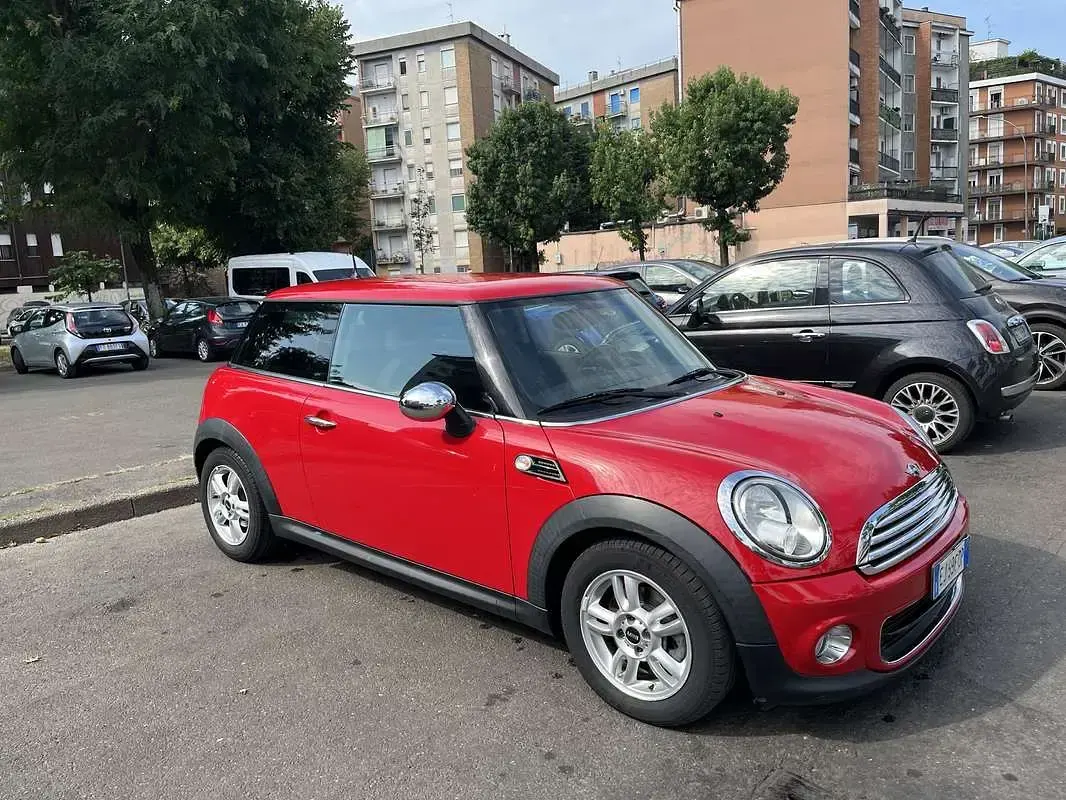 Usata Mini ONE 98 CV (72 kW) 2011 Utilitaria