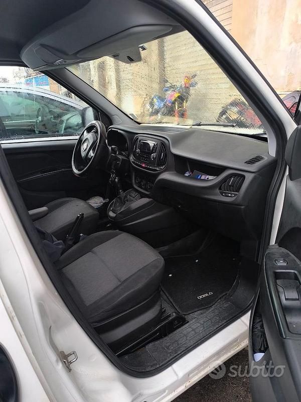 Usata Fiat Doblò 2015 Bianco Monovolume