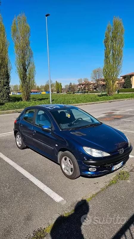Usata Peugeot 206 60 CV (44 kW) 1999 Blu Utilitaria