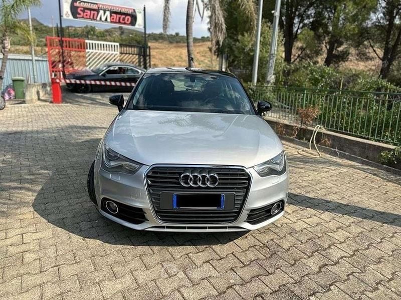 Usata Audi A1 Sportback Attraction 105 CV (77 kW) 2012 Grigio Utilitaria