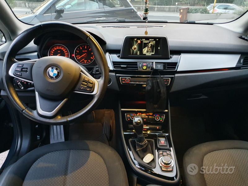 Usato 2015 BMW 218 Active Tourer 2.0 Diesel 150 CV (10.500 €)