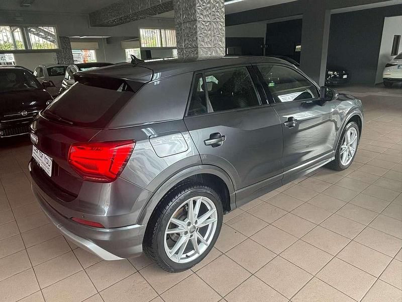 Usata Audi Q2 S-Line 116 CV (85 kW) 2020 Grigio SUV