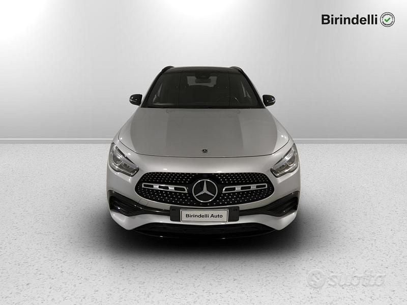 Usata Mercedes GLA200 Premium 149 CV (109 kW) 2020 Grigio SUV