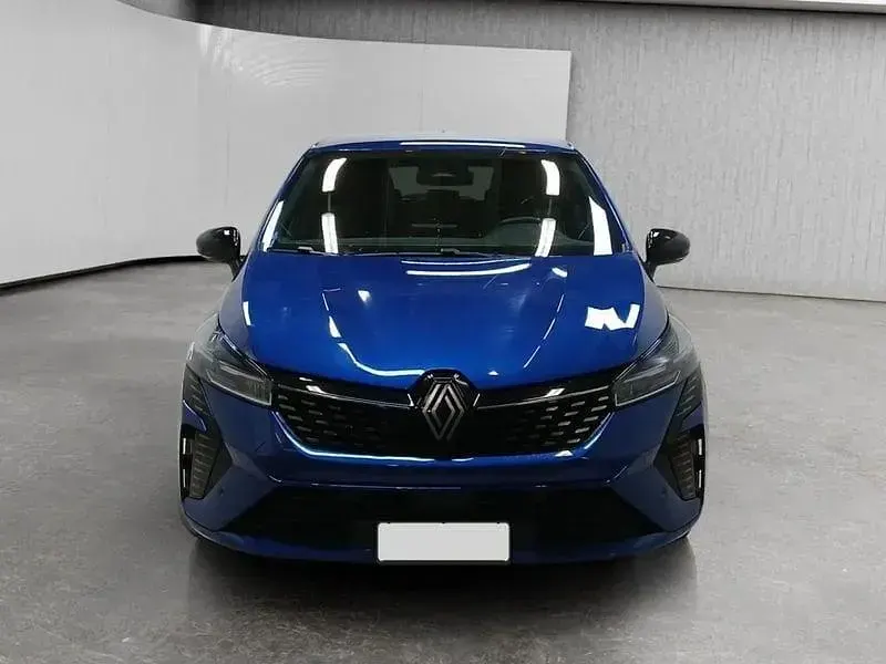 Usata Renault Clio V Techno 142 CV (104 kW) 2023 Blu Berlina