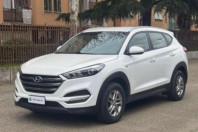Usata Hyundai Tucson Comfort 116 CV (85 kW) 2016 Bianco SUV