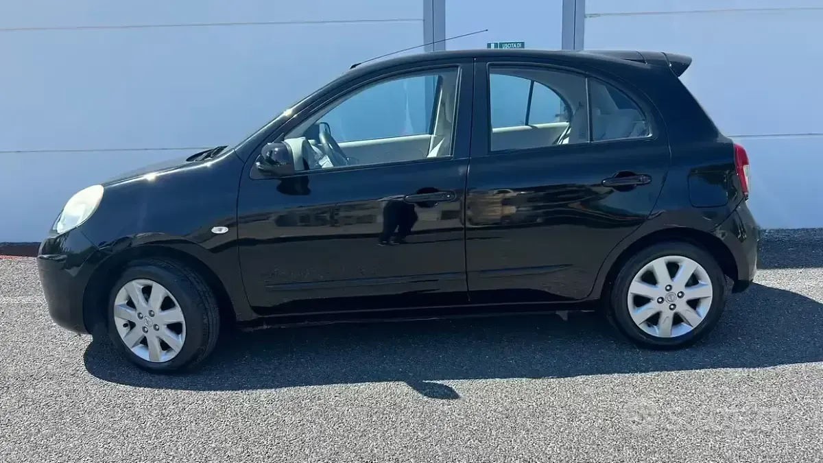 Second-hand Nissan Micra Visia 80 CP (58 kW) 2011 Negru Hatchback