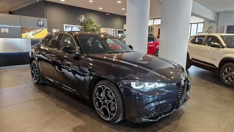 Nuova Alfa Romeo Giulia Sprint 160 CV (117 kW) 2025 Nero Berlina